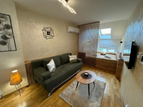 Timeout Apartment